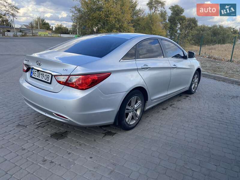 Седан Hyundai Sonata 2012 в Новомосковську