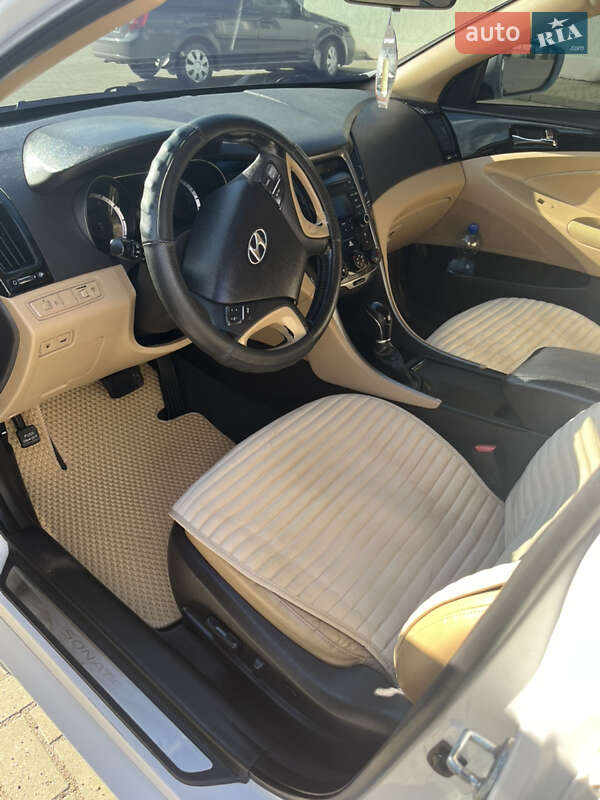 Седан Hyundai Sonata 2013 в Могилев-Подольске фото 10 Седан Hyundai Sonata 2013 в Могилев-Подольске