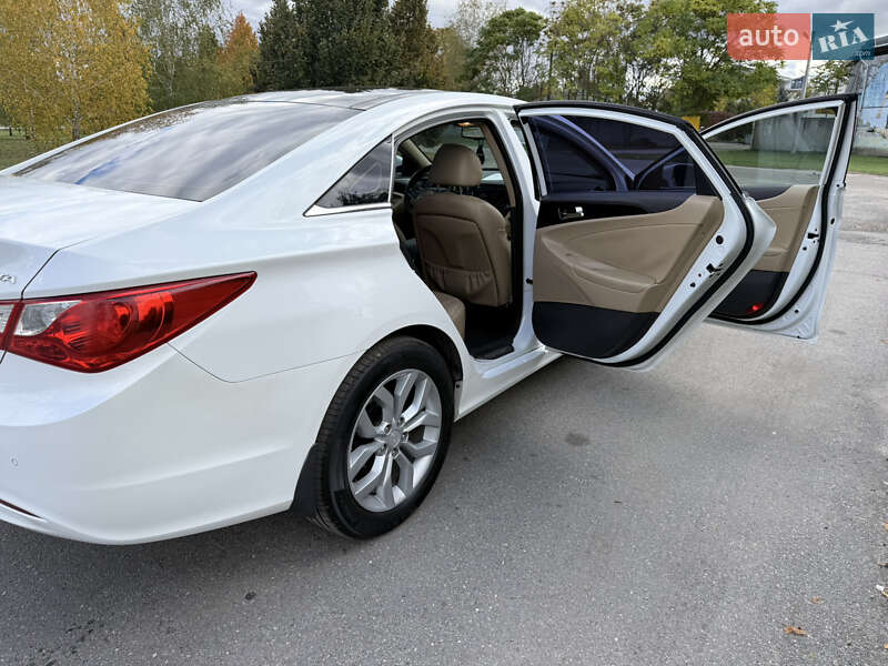 Седан Hyundai Sonata 2011 в Александрие фото 13 Седан Hyundai Sonata 2011 в Александрие