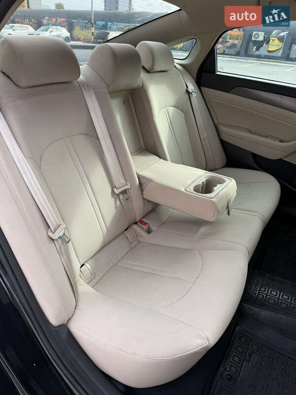 Седан Hyundai Sonata 2014 в Києві