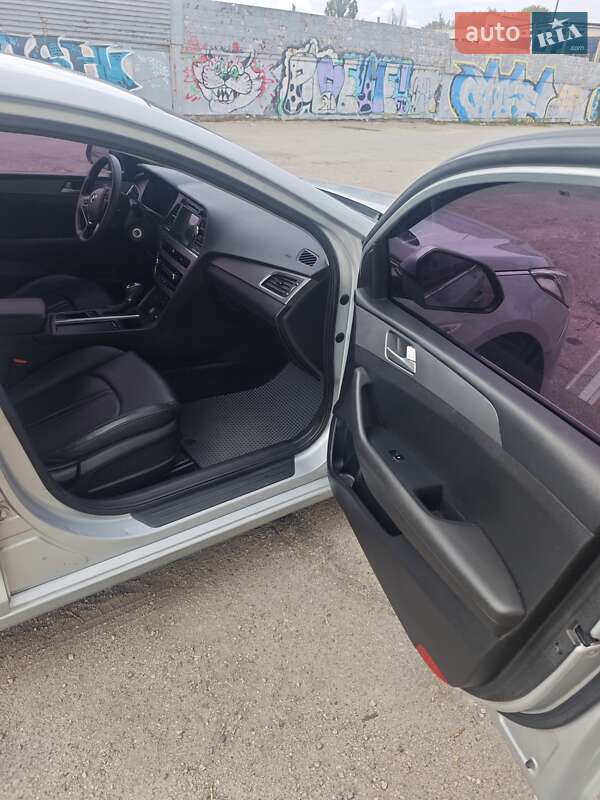 Седан Hyundai Sonata 2017 в Запорожье