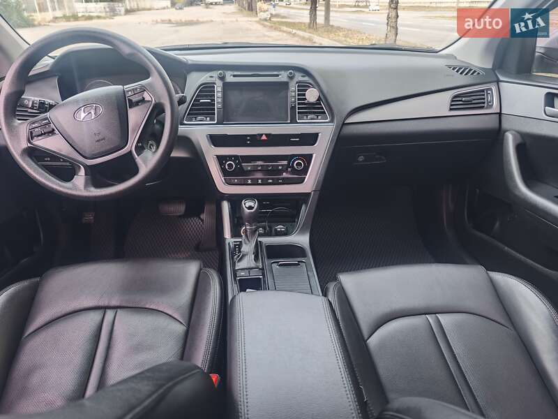 Седан Hyundai Sonata 2017 в Запорожье