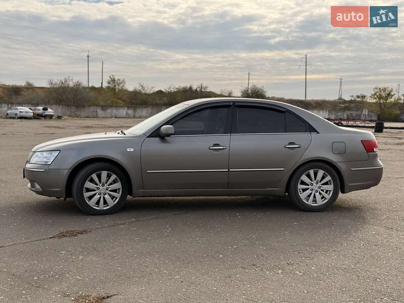 Седан Hyundai Sonata 2009 в Одессе