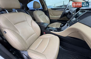 Седан Hyundai Sonata 2014 в 