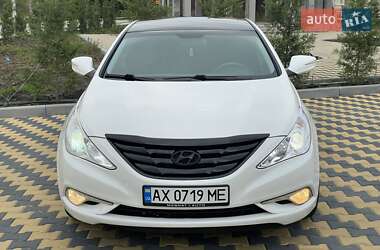 Седан Hyundai Sonata 2014 в 