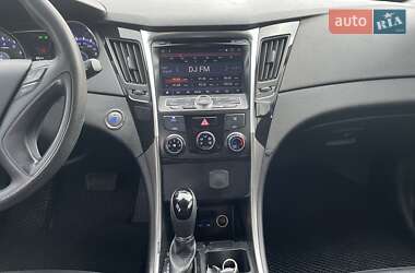 Седан Hyundai Sonata 2014 в 