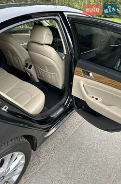 Седан Hyundai Sonata 2015 в 