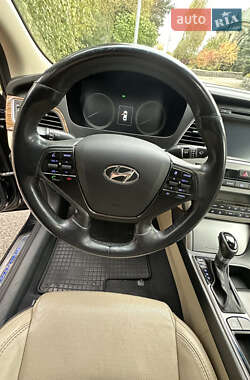 Седан Hyundai Sonata 2015 в 