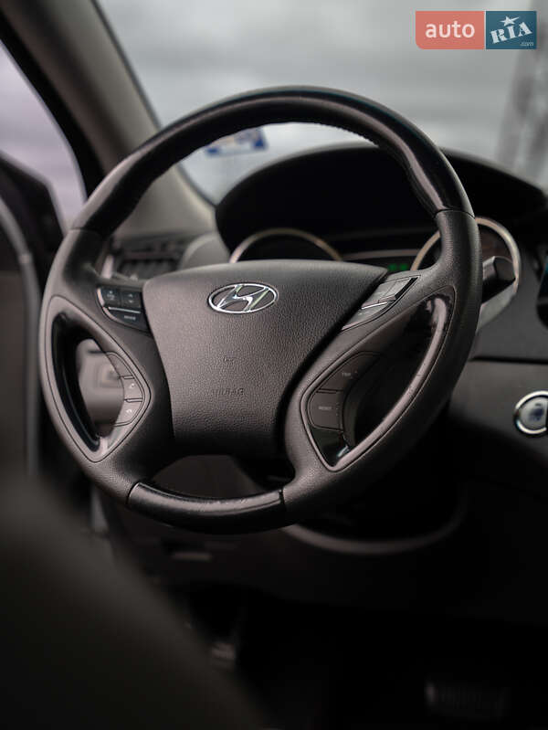 Седан Hyundai Sonata 2011 в Києві фото 8 Седан Hyundai Sonata 2011 в Києві