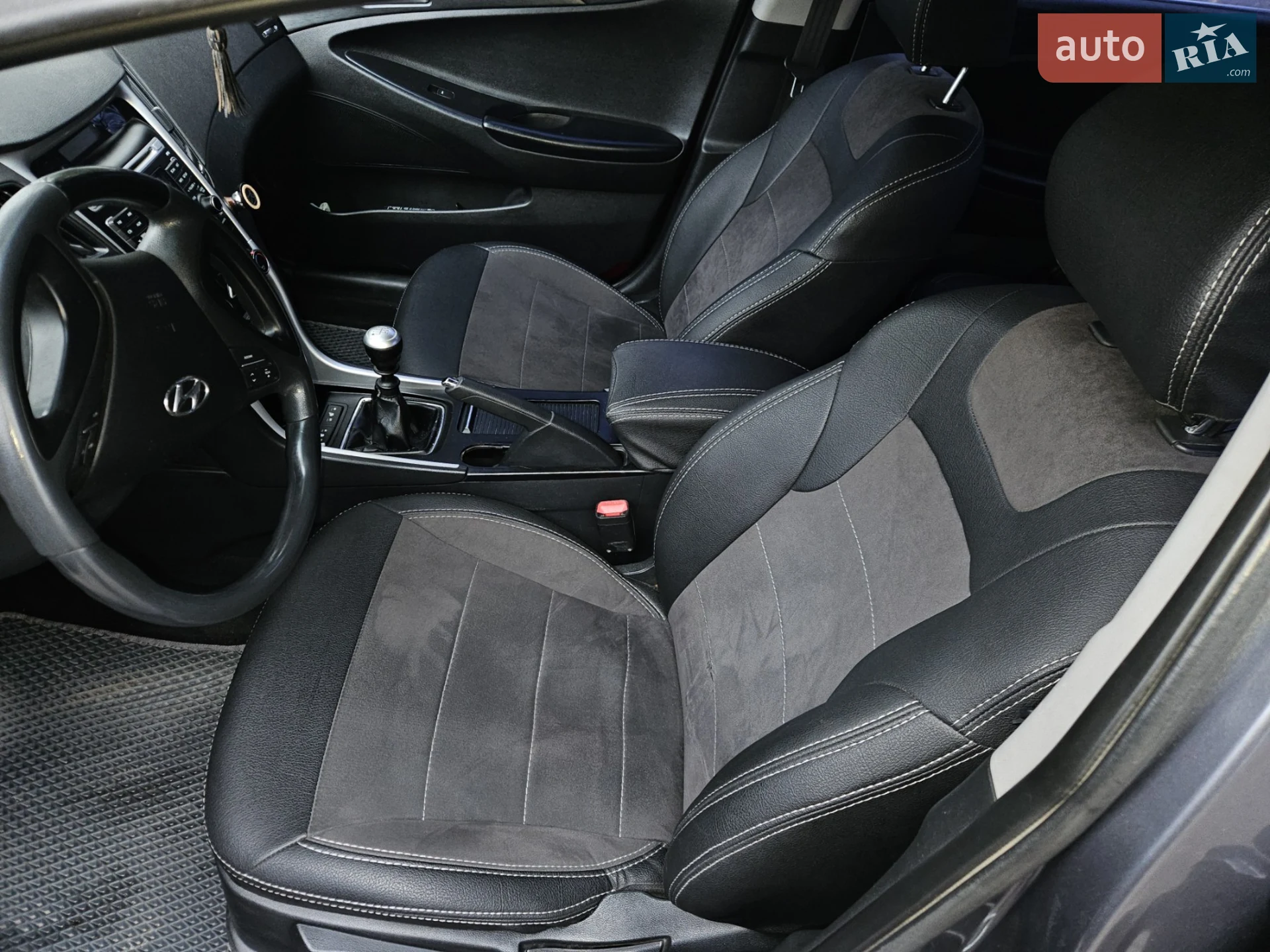 2010 Hyundai Sonata - мініатюра 4