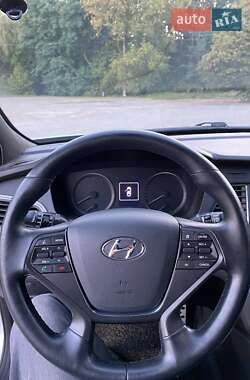 Седан Hyundai Sonata 2014 в 