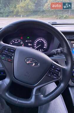 Седан Hyundai Sonata 2014 в 