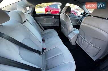 Седан Hyundai Sonata 2016 в Луцьку