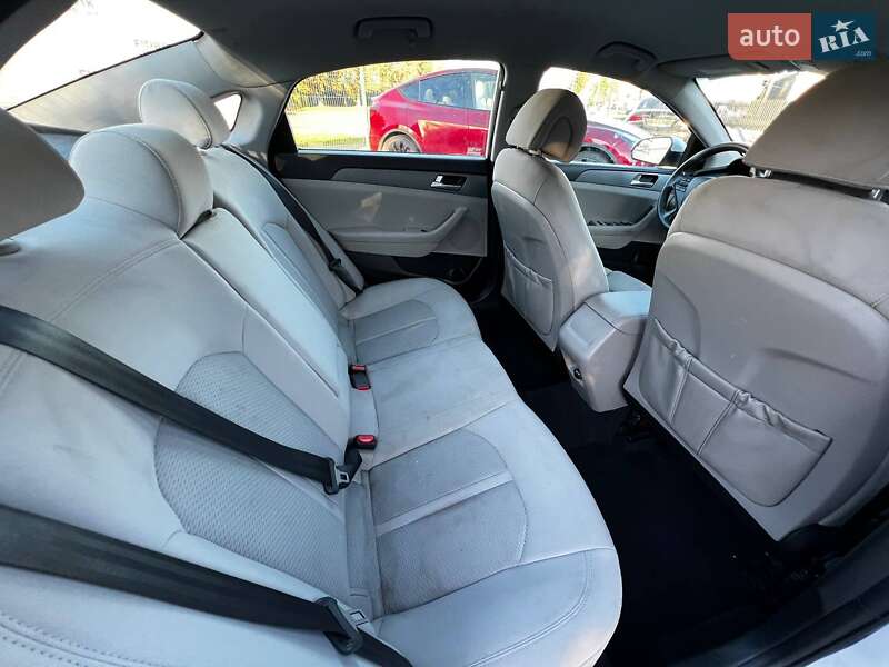 Седан Hyundai Sonata 2016 в Луцьку
