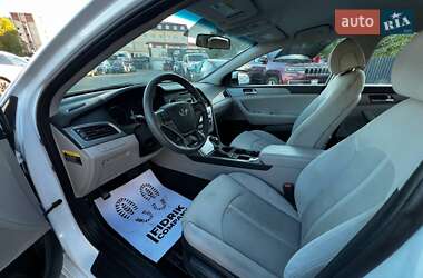 Седан Hyundai Sonata 2016 в Луцьку