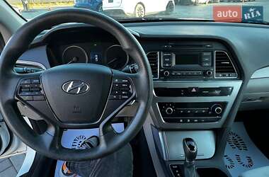 Седан Hyundai Sonata 2016 в Луцьку