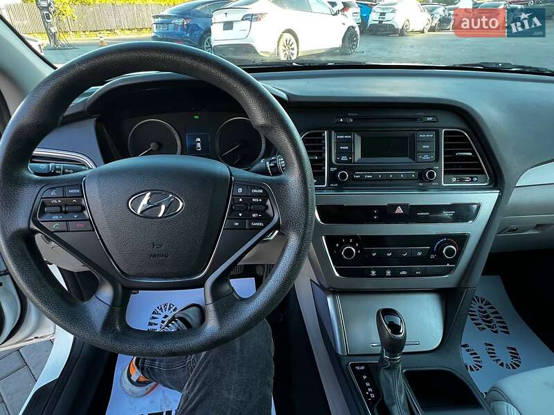 Седан Hyundai Sonata 2016 в Луцьку