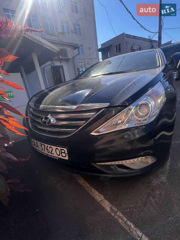 Седан Hyundai Sonata 2013 в Киеве фото Седан Hyundai Sonata 2013 в Киеве