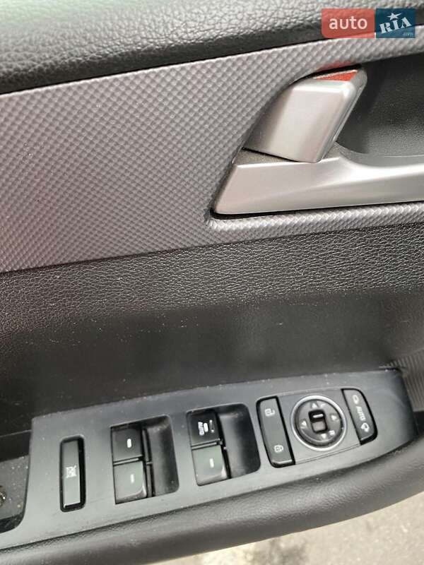 Седан Hyundai Sonata 2016 в Києві фото 11 Седан Hyundai Sonata 2016 в Києві