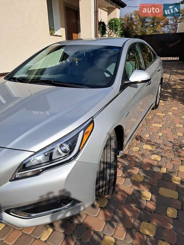 Седан Hyundai Sonata 2016 в Кропивницком фото 6 Седан Hyundai Sonata 2016 в Кропивницком