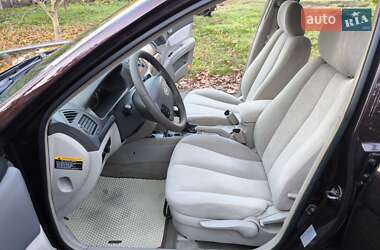 Седан Hyundai Sonata 2006 в  фото 18 Седан Hyundai Sonata 2006 в