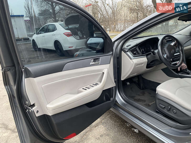 Седан Hyundai Sonata 2018 в Киеве