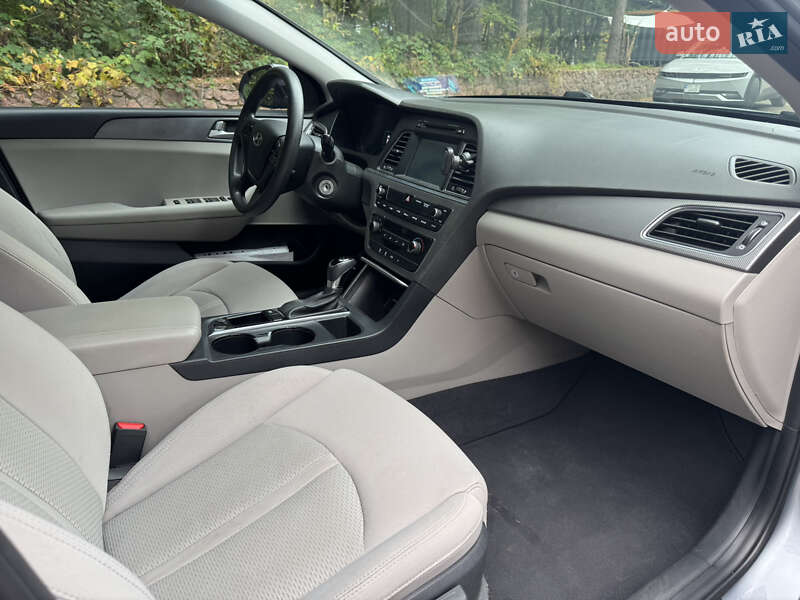 Седан Hyundai Sonata 2016 в Киеве фото 27 Седан Hyundai Sonata 2016 в Киеве