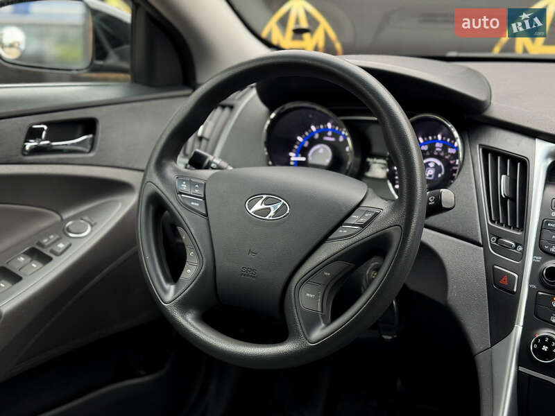 Седан Hyundai Sonata 2012 в Киеве