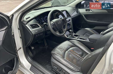Седан Hyundai Sonata 2014 в 