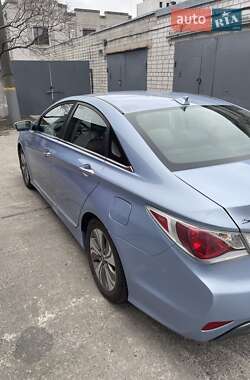 Седан Hyundai Sonata 2014 в Черкасах