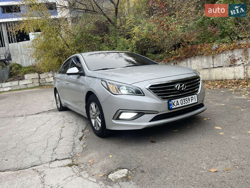 Седан Hyundai Sonata 2016 в Киеве