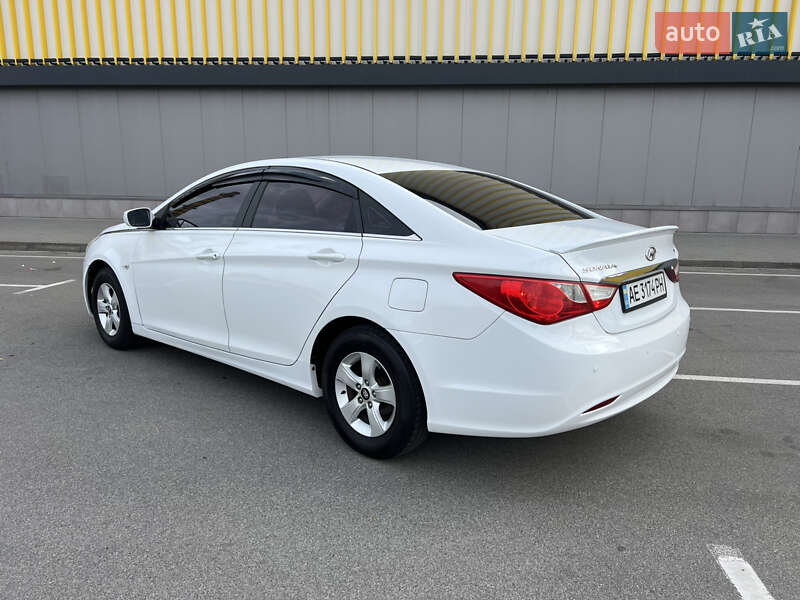 Седан Hyundai Sonata 2011 в Києві