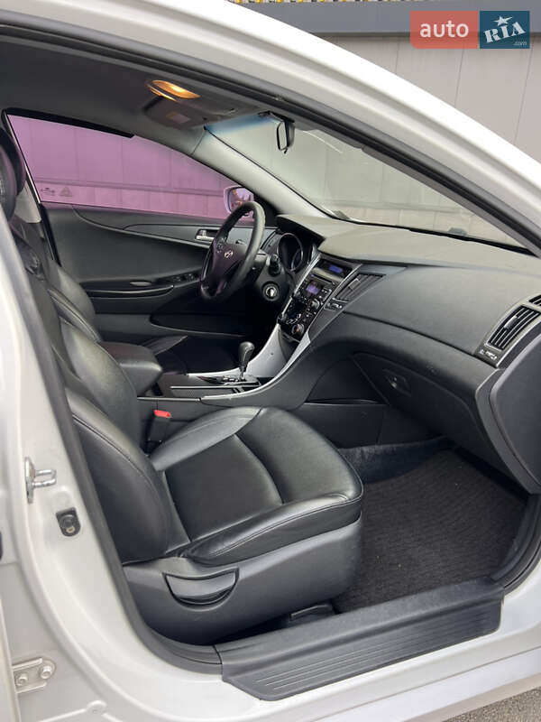 Седан Hyundai Sonata 2011 в Києві