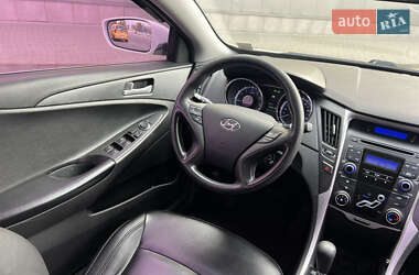 Седан Hyundai Sonata 2011 в 