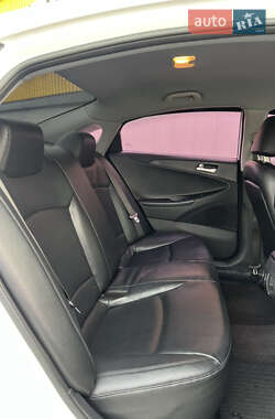 Седан Hyundai Sonata 2011 в 