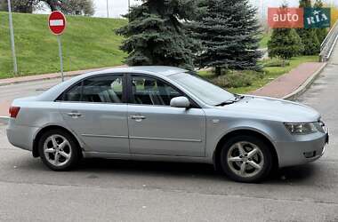 Седан Hyundai Sonata 2006 в 