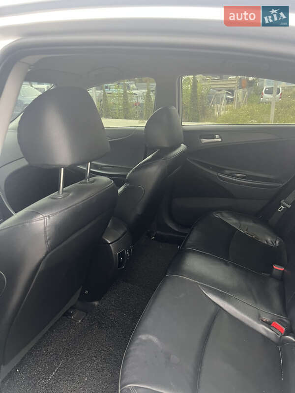 Седан Hyundai Sonata 2011 в Тернополе