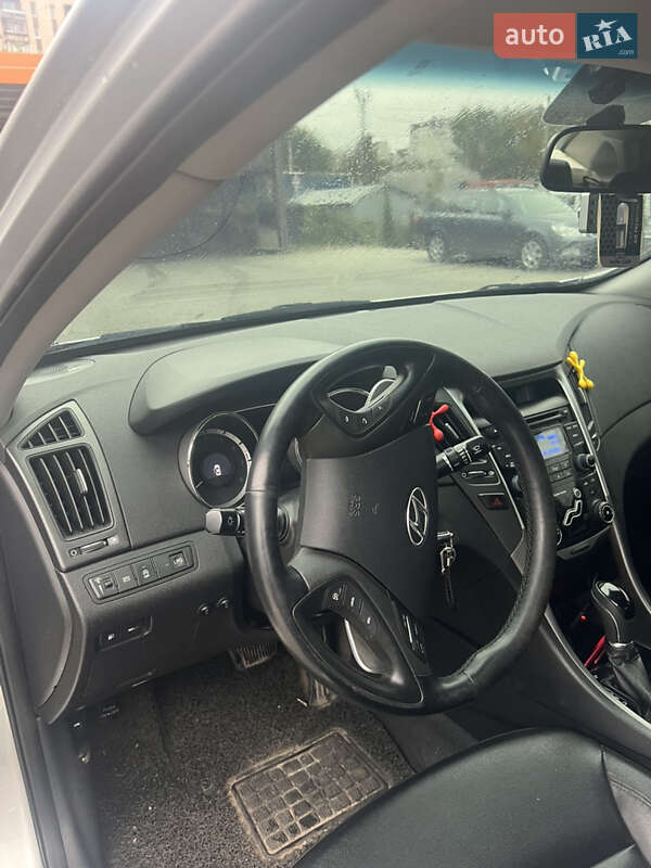 Седан Hyundai Sonata 2011 в Тернополе
