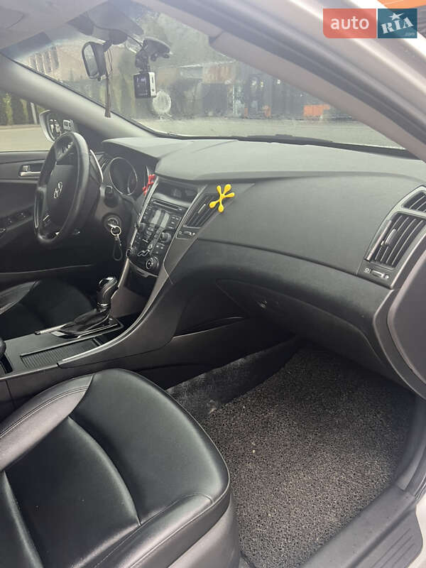 Седан Hyundai Sonata 2011 в Тернополе
