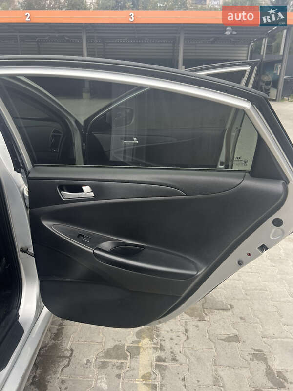 Седан Hyundai Sonata 2011 в Тернополе