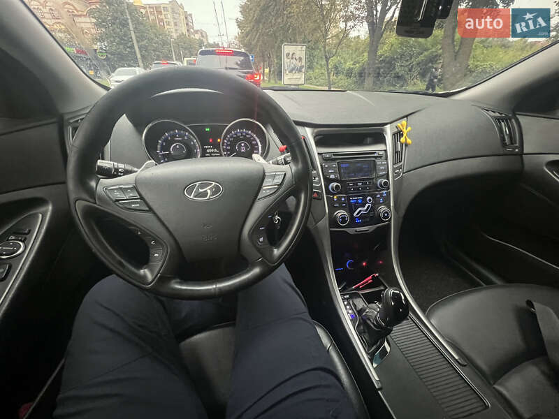 Седан Hyundai Sonata 2011 в Тернополе