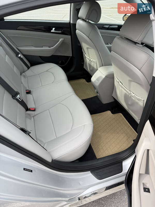 Седан Hyundai Sonata 2016 в Днепре