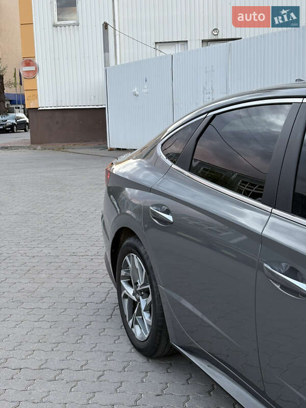 Седан Hyundai Sonata 2022 в Львове