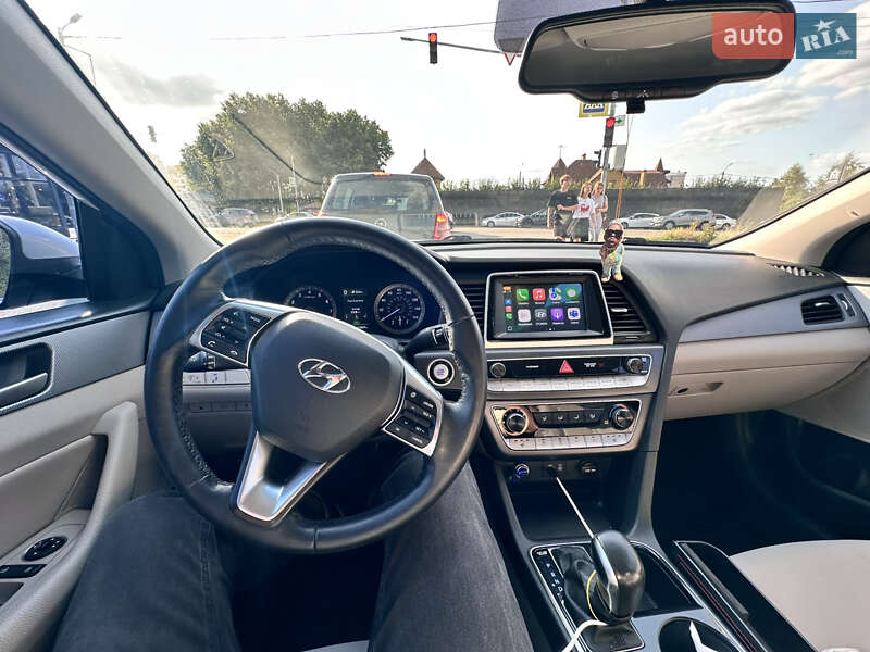 Седан Hyundai Sonata 2017 в Киеве