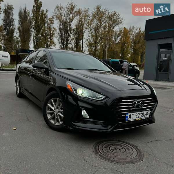 Седан Hyundai Sonata 2018 в Львове