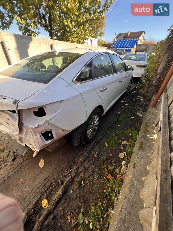 Седан Hyundai Sonata 2016 в Одессе