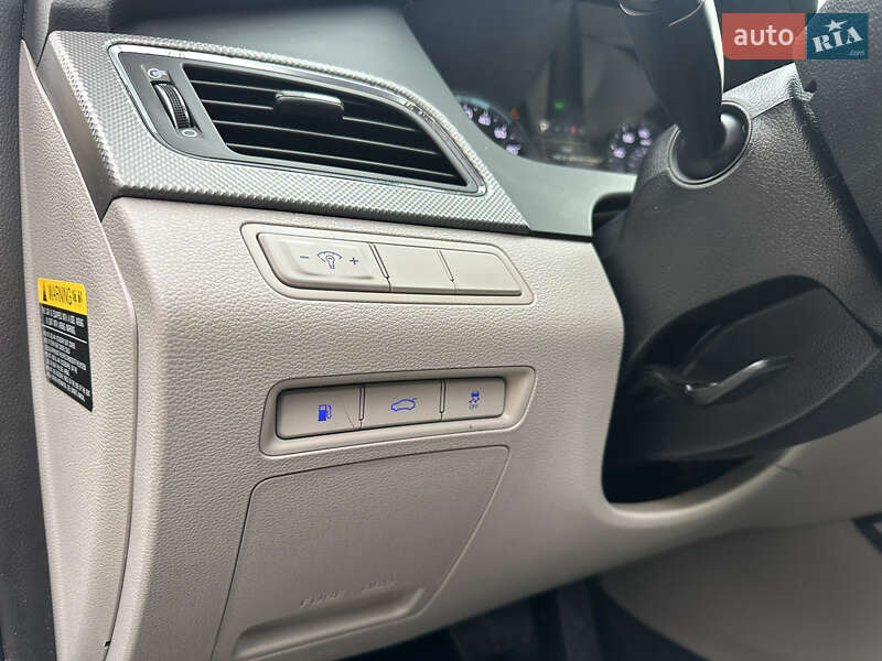 Седан Hyundai Sonata 2017 в Киеве фото 15 Седан Hyundai Sonata 2017 в Киеве