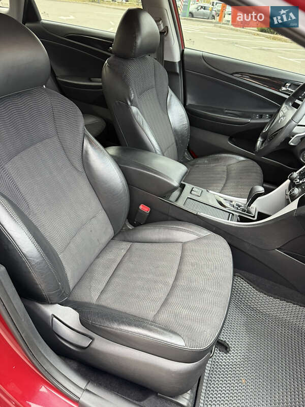 Седан Hyundai Sonata 2010 в Киеве