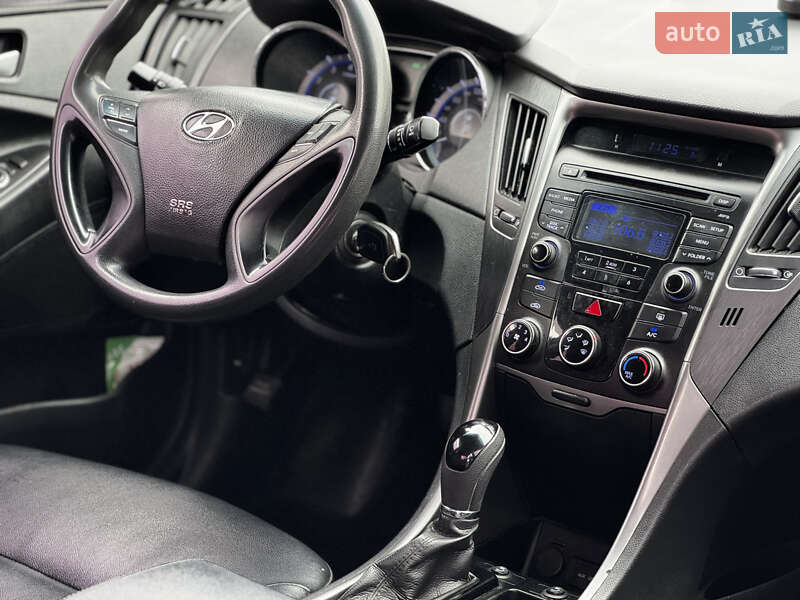 Седан Hyundai Sonata 2013 в Киеве фото 9 Седан Hyundai Sonata 2013 в Киеве