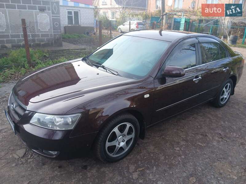 Седан Hyundai Sonata 2006 в Казатине